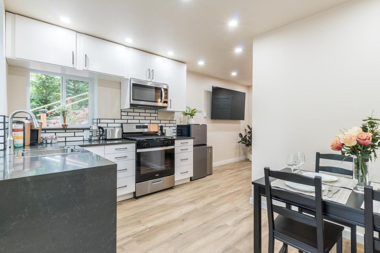 Beautiful Place With A Great Location, Free Parking, Wifi & Large Tv. Federal Way Eksteriør billede